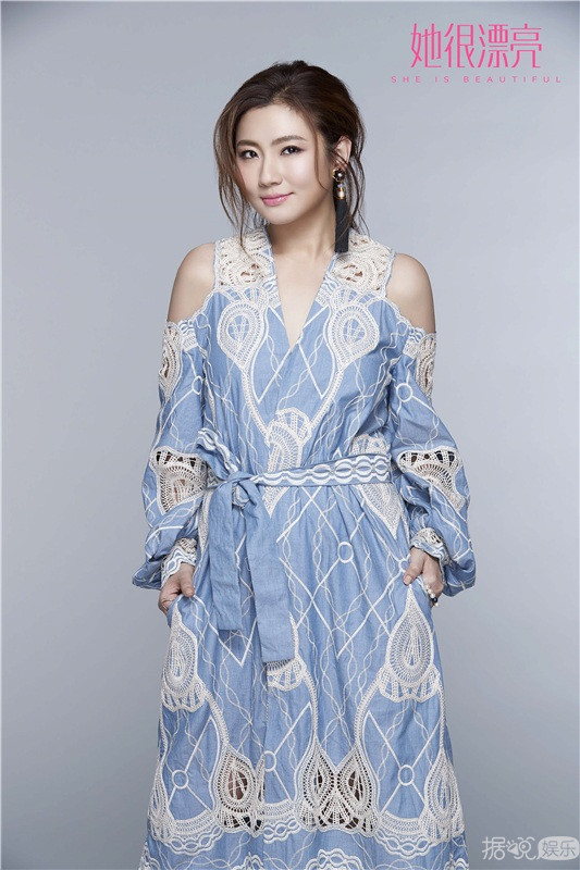 女神Selina任家萱再發(fā)新歌  勵志榜樣傳遞正能量